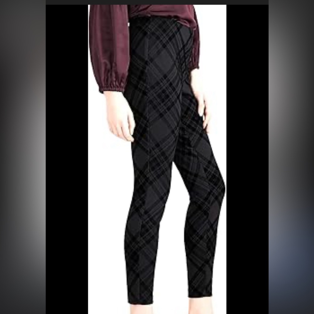Women’s one 5 one Black Plaid Pants size L/XL